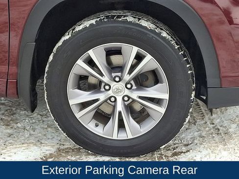 Used 2015 Toyota Highlander XLE image 9