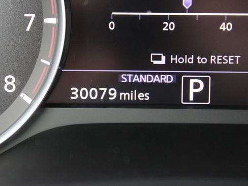 Used 2023 INFINITI QX50 Sport image 13