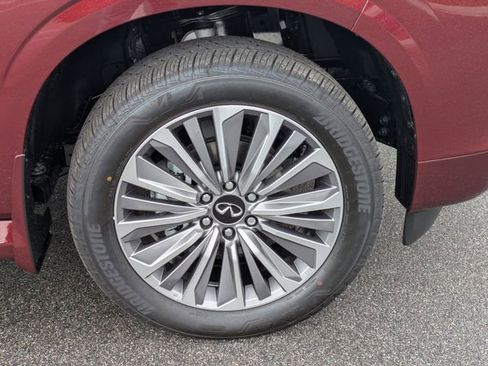 New 2026 INFINITI QX80 Luxe w/ Cargo Package AWD/4WD image 11