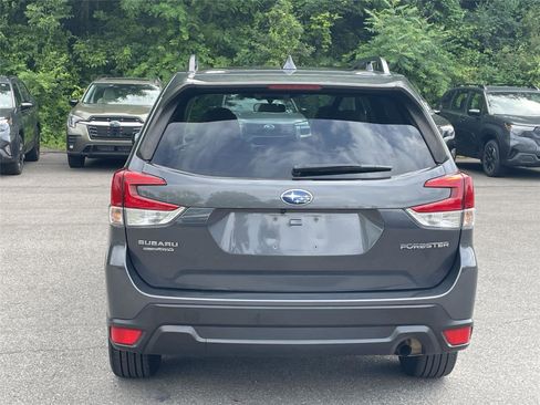 Certified 2023 Subaru Forester Premium AWD/4WD image 4