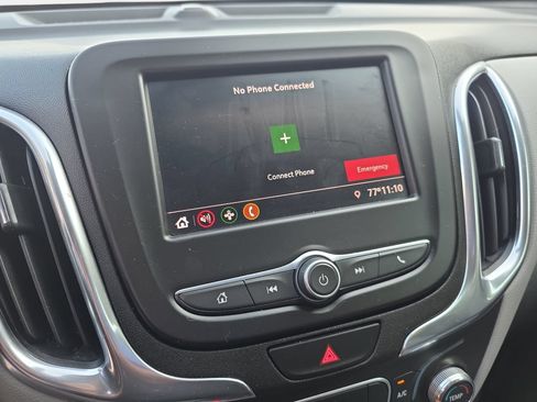 Used 2020 Chevrolet Equinox LS w/ LS Convenience Package FWD image 21