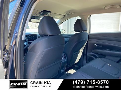 Used 2026 Hyundai Tucson Blue SE w/ Tow & Go Package AWD/4WD image 21