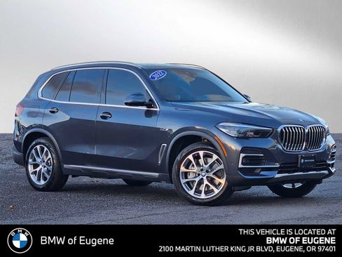 Used 2022 BMW X5 xDrive45e w/ Climate Comfort Package image 1