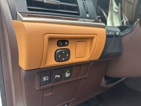 Used 2016 Lexus ES 350 image 13