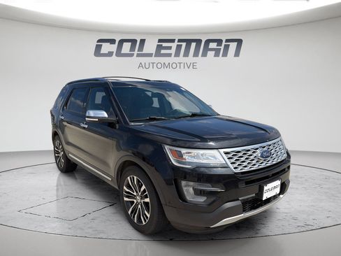 Used 2017 Ford Explorer Platinum AWD/4WD image 7