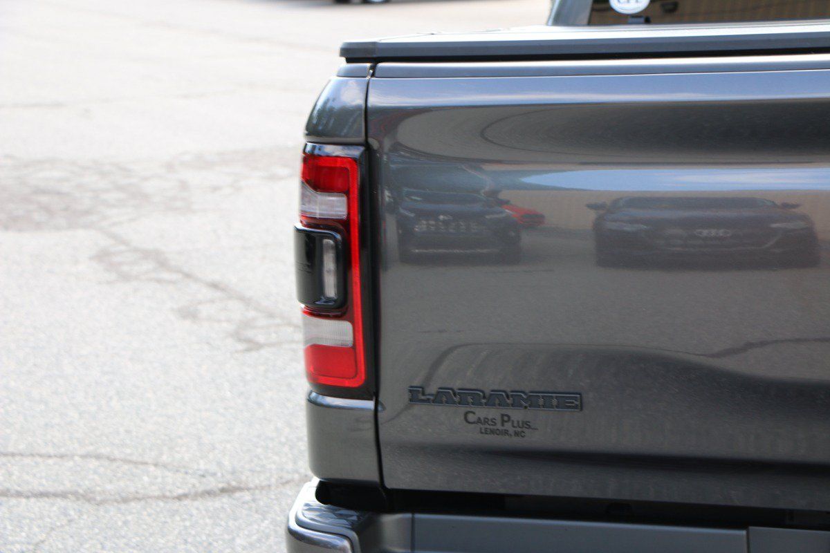 Used 2022 RAM 1500 Laramie AWD/4WD image 6