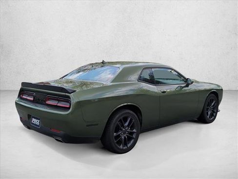 Used 2022 Dodge Challenger GT w/ Plus Package image 5