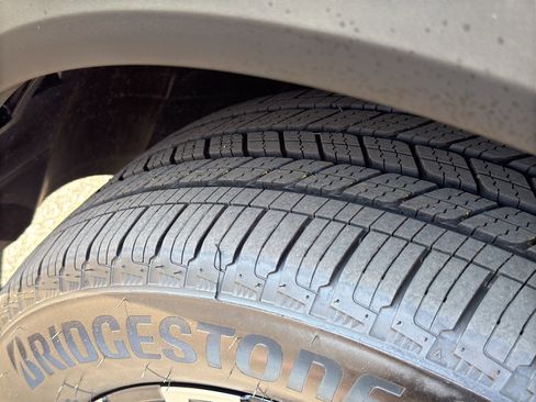 New 2026 Nissan Rogue SV AWD/4WD image 10