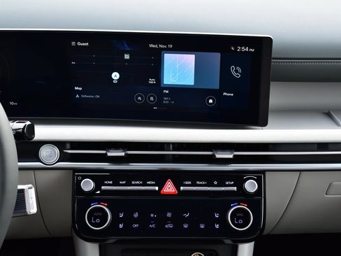 New 2026 Hyundai Tucson Limited image 38