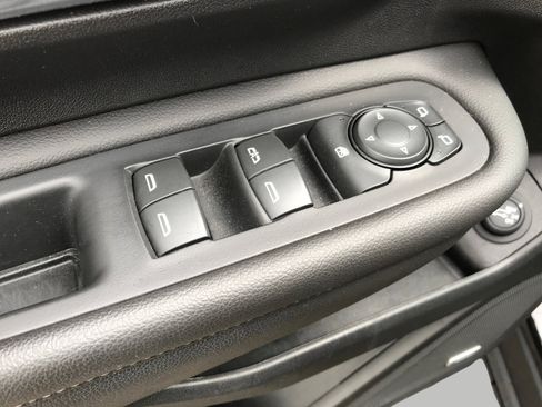 Certified 2023 GMC Terrain SLT w/ Infotainment Package II AWD/4WD image 18