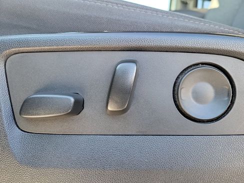 Used 2022 Chevrolet Silverado 1500 RST image 19