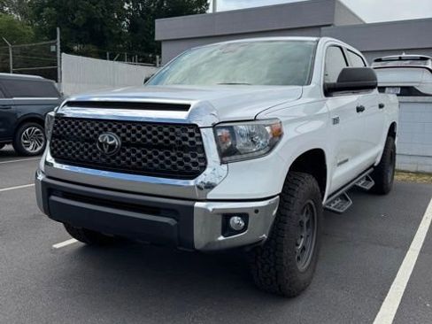 Used 2021 Toyota Tundra SR5 AWD/4WD image 2