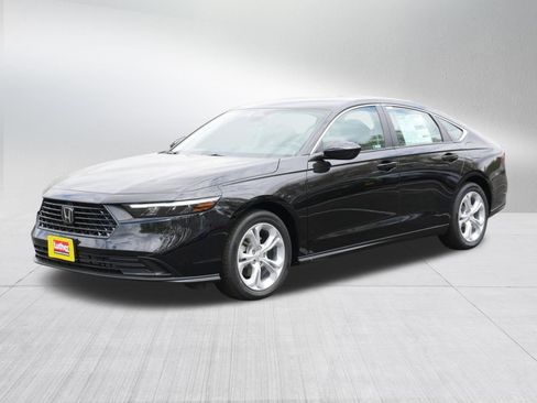New 2026 Honda Accord LX image 3