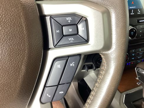Used 2018 Ford F150 King Ranch w/ Equipment Group 601A Luxury AWD/4WD image 24