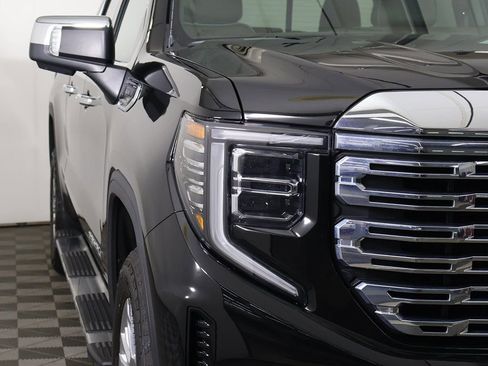 Used 2024 GMC Sierra 1500 Denali image 15