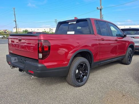 Certified 2025 Honda Ridgeline Black Edition image 4