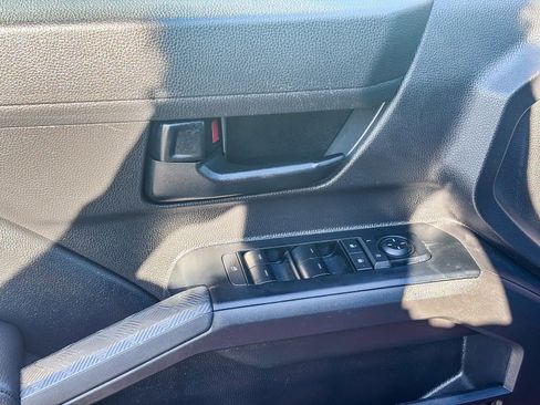 Certified 2025 Toyota Tacoma SR5 image 22