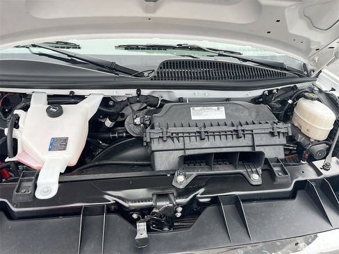 Used 2024 GMC Savana 2500 w/ Driver Convenience Package image 27