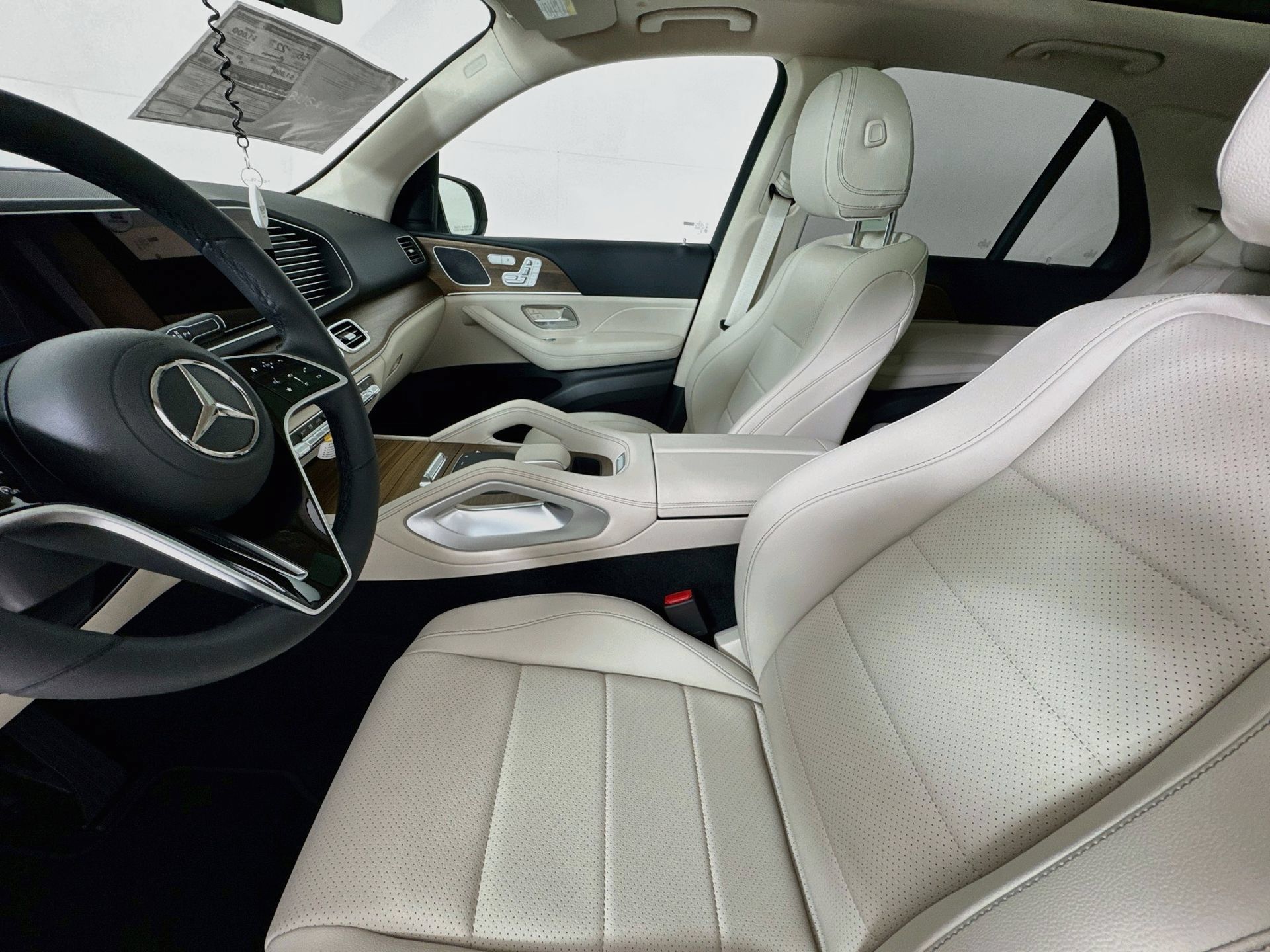 New 2026 Mercedes-Benz GLE 450e 4MATIC image 23