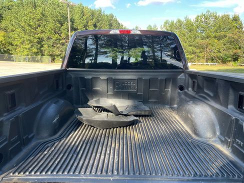 Used 2019 Ford F150 XLT image 7