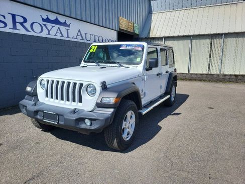 Used 2021 Jeep Wrangler Unlimited Sport AWD/4WD image 2