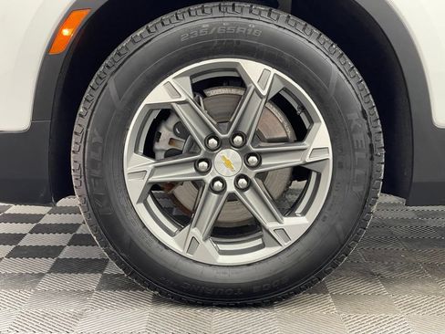 Used 2024 Chevrolet Blazer LT w/ LPO, Floor Liner Package FWD image 15