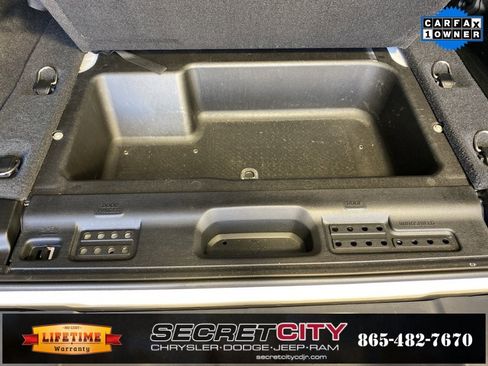Used 2021 Jeep Wrangler Unlimited Sport image 32