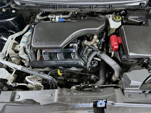 Certified 2022 Nissan Rogue Sport SV w/ Technology Package AWD/4WD image 36