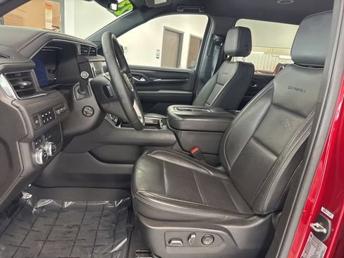 Used 2023 GMC Yukon XL Denali AWD/4WD image 20