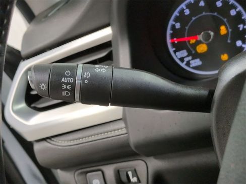 Used 2019 GMC Acadia SLE image 26