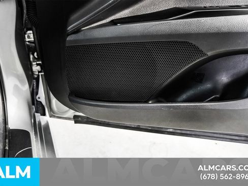 Used 2025 Toyota Camry LE image 43