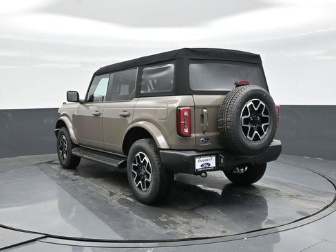 New 2025 Ford Bronco Outer Banks image 6