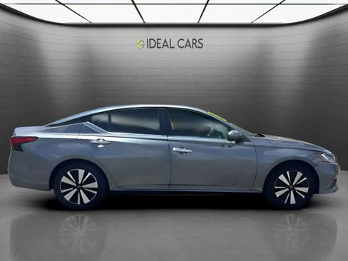 Used 2022 Nissan Altima 2.5 SV FWD image 4