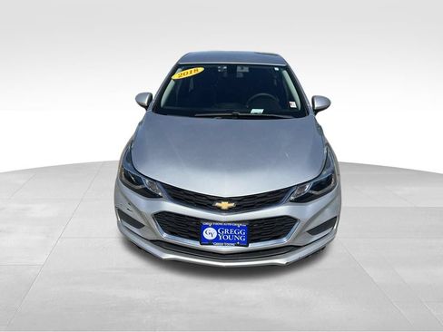 Used 2018 Chevrolet Cruze LT FWD image 9