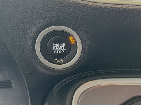 Used 2022 Dodge Challenger GT image 21