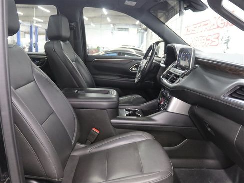 Used 2021 Chevrolet Tahoe Z71 AWD/4WD image 32