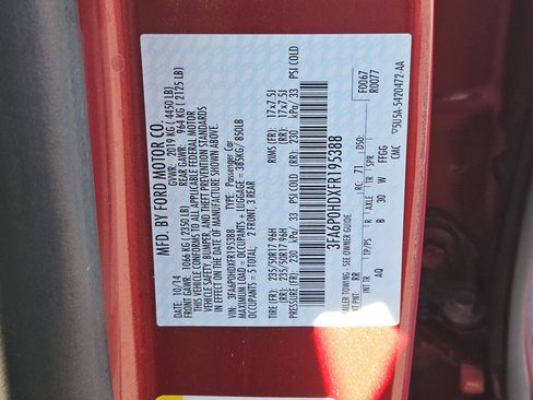 Used 2015 Ford Fusion SE image 21