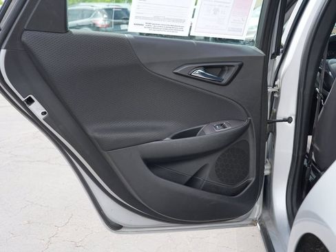 Used 2021 Chevrolet Malibu LS FWD image 19