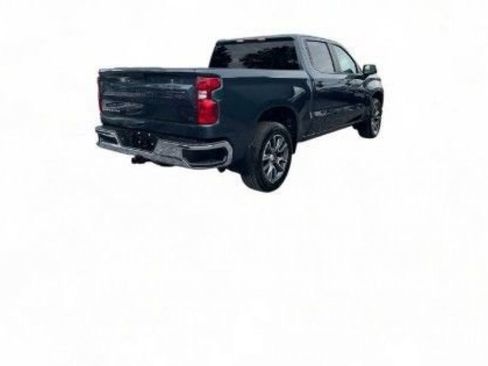 Used 2021 Chevrolet Silverado 1500 LT AWD/4WD image 11