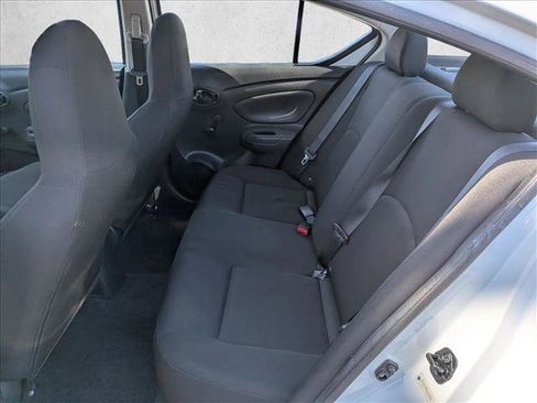Used 2016 Nissan Versa S Plus FWD image 17