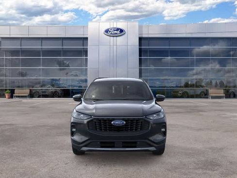 Used 2025 Ford Escape SE FWD image 12