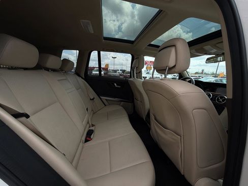 Used 2013 Mercedes-Benz GLK 350 2WD image 22