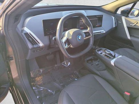 Certified 2024 BMW iX xDrive50 w/ Sport Package AWD/4WD image 10