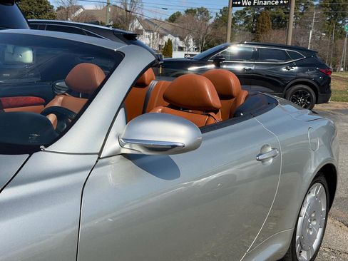Used 2002 Lexus SC 430 Convertible image 21