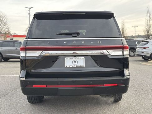 Used 2024 Lincoln Navigator Reserve image 4