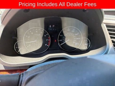 Used 2012 Subaru Outback 3.6R Limited w/ Moonroof Pkg AWD/4WD image 2