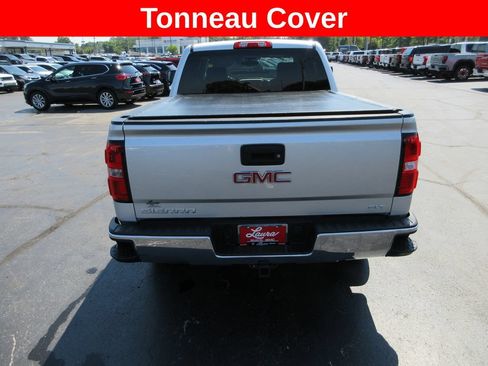 Used 2015 GMC Sierra 1500 SLT w/ SLT Crew Cab Value Package AWD/4WD image 8