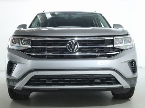 Used 2023 Volkswagen Atlas SE w/ Panoramic Sunroof Package AWD/4WD image 5