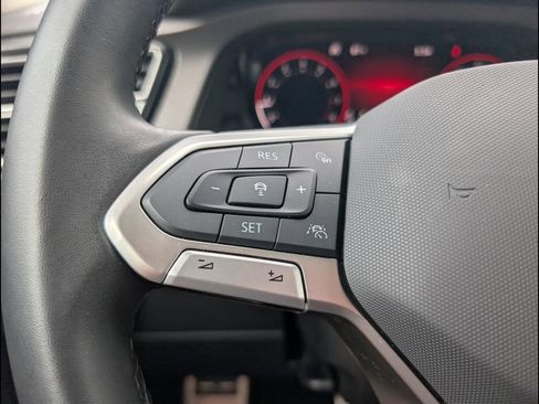 Certified 2025 Volkswagen Atlas Peak Edition SE AWD/4WD image 14