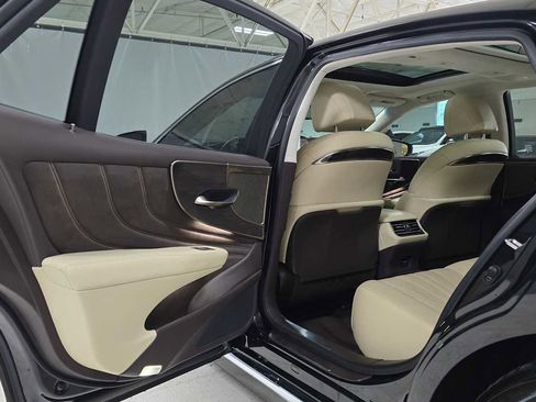 Used 2020 Lexus LS 500 AWD w/ Interior Upgrade Package image 15